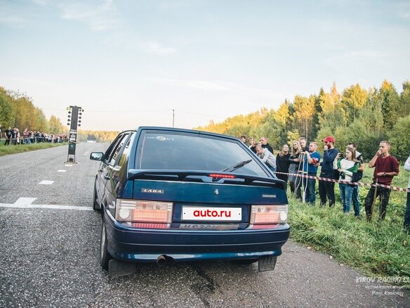 2005 Lada (ВАЗ) 2114, синий, 450000 рублей - вид 9
