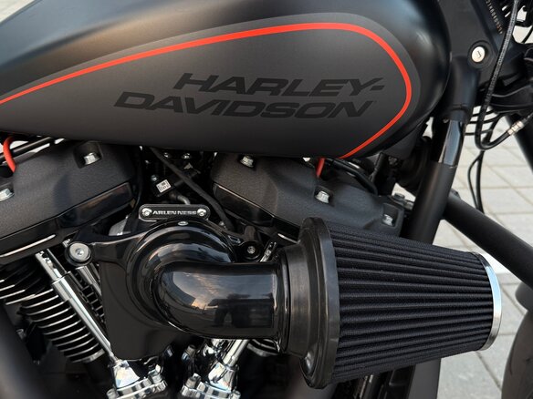2019 Harley-Davidson FXDR 114, чёрный, 1550000 рублей - вид 15