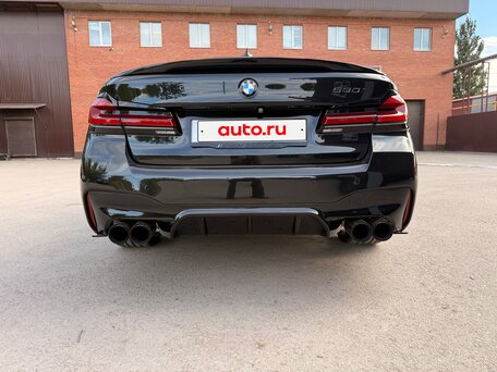 2018 BMW 5 серии 520i VII (G30/G31/G38), чёрный, 3100000 рублей, вид 3