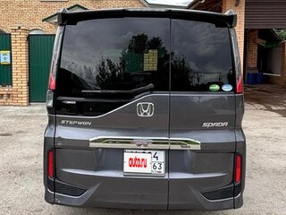 2020 Honda Stepwgn Spada V Рестайлинг, серый, 2750000 рублей, вид 4
