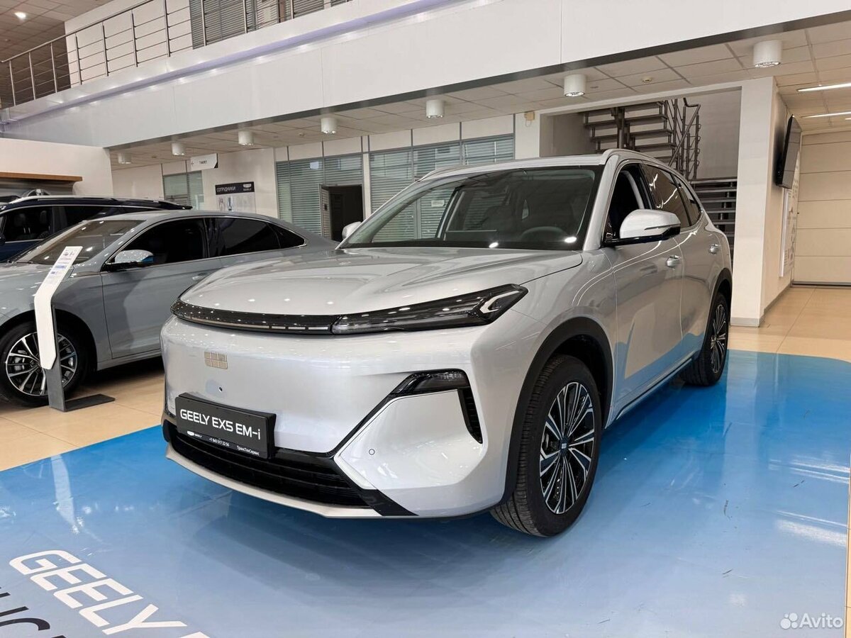 Открыть фотографии: Geely EX5 Гибрид