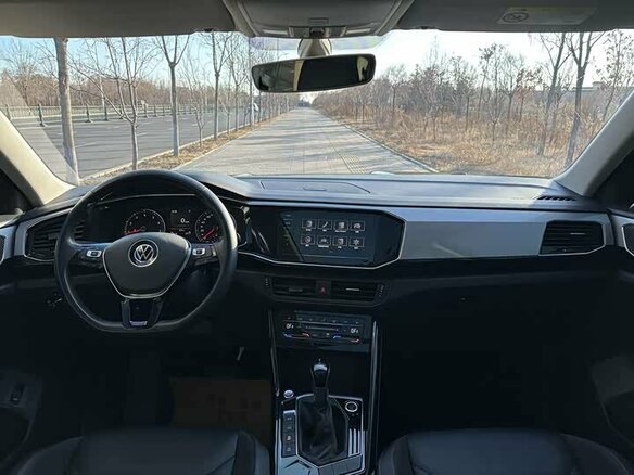 2022 Volkswagen Tayron I, коричневый, 2130000 рублей - вид 12