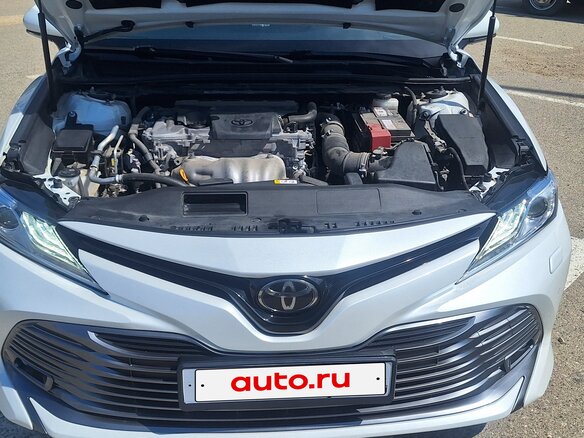 2019 Toyota Camry VIII (XV70), белый, 2700000 рублей - вид 11