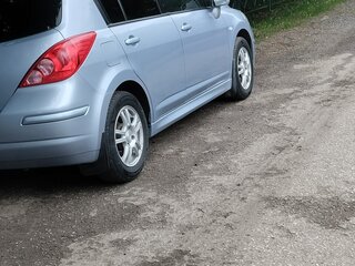 2011 Nissan Tiida I Рестайлинг, голубой, 750000 рублей, вид 4