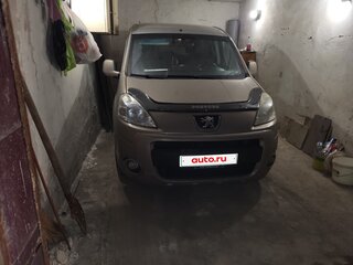 2010 Peugeot Partner II, бежевый, 630000 рублей, вид 4