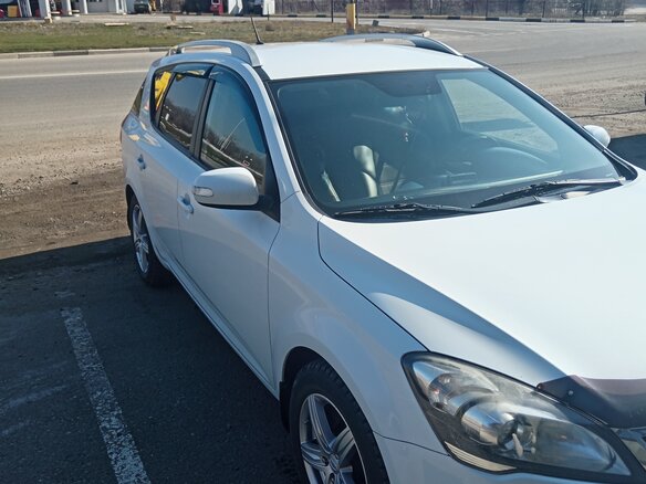 2012 Kia Ceed I Рестайлинг, белый, 1100000 рублей