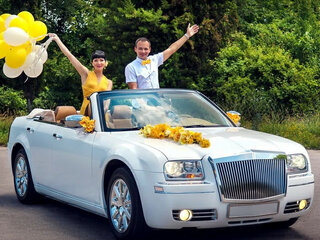 2008 Chrysler 300C I, белый, 2400000 рублей, вид 2