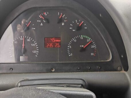 2008 Ford Cargo 25xx, золотистый, 2900000 рублей, вид 5