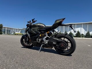 2022 Ducati Streetfighter V2, зелёный, 2000000 рублей, вид 1