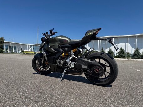 2022 Ducati Streetfighter V2, зелёный, 2000000 рублей, вид 1