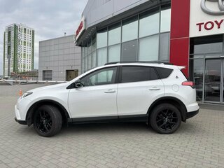 2019 Toyota RAV4 IV (XA40) Рестайлинг, белый, 2600000 рублей, вид 5