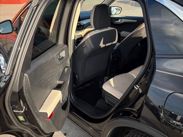 2020 Ford Escape IV, чёрный, 1650000 рублей - вид 20
