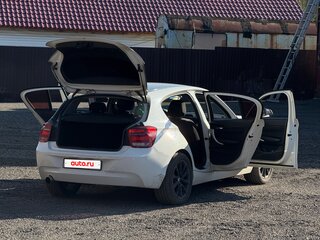 2012 BMW 1 серии 116i II (F20/F21), белый, 990000 рублей, вид 5