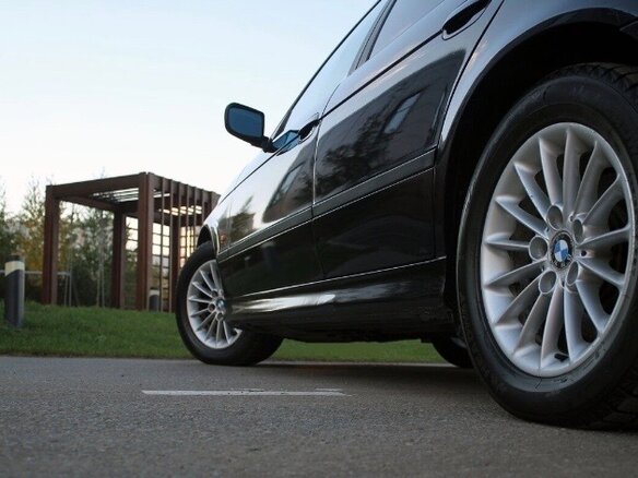 1998 BMW 5 серии 523i IV (E39), синий - вид 13