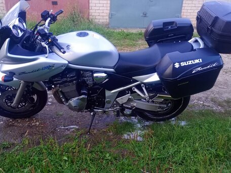 2005 Suzuki Bandit 1200, серебристый, 350000 рублей, вид 4