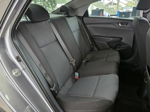 2020 Hyundai Solaris II Рестайлинг, серый, 1879000 рублей - вид 14