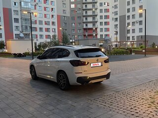 2018 BMW X1 18i sDrive II (F48), белый, 2400000 рублей, вид 4