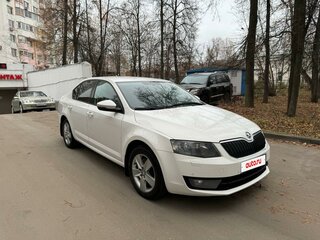 2013 Skoda Octavia III (A7), белый, 850000 рублей, вид 5