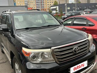 2012 Toyota Land Cruiser 200 Series Рестайлинг 1, чёрный, 3300000 рублей, вид 3