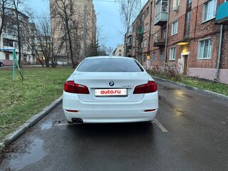2013 BMW 5 серии 520d VI (F10/F11/F07) Рестайлинг, белый, 1690000 рублей, вид 5