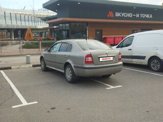 2008 Skoda Octavia I (A4) Рестайлинг, серебристый, 400000 рублей, вид 2