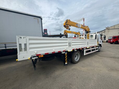 2026 Isuzu Elf (N-series), белый, 8731240 рублей, вид 4