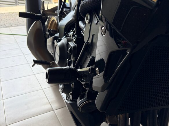 2025 Honda CB 1000 Hornet, чёрный, 1250000 рублей - вид 5