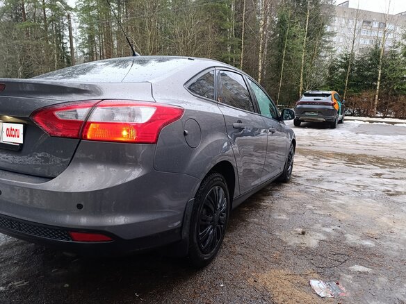 2014 Ford Focus III, коричневый, 870000 рублей - вид 5