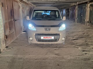 2010 Peugeot Partner II, бежевый, 610000 рублей, вид 5
