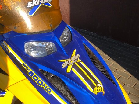 2004 BRP Ski-Doo MXZ Renegade X 800, жёлтый, 400000 рублей, вид 4