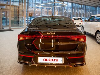 2022 Kia K5 III, белый, 2770000 рублей, вид 4