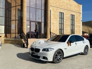 2014 BMW 5 серии 520i VI (F10/F11/F07) Рестайлинг, белый, 1900000 рублей, вид 3