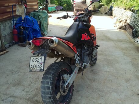 2006 KTM 950 SM, оранжевый, 300000 рублей, вид 5