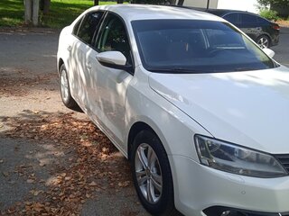 2013 Volkswagen Jetta VI, белый, 942000 рублей, вид 4
