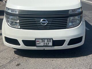 2003 Nissan Elgrand II (E51), белый, 480000 рублей, вид 1