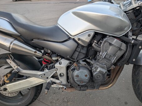 2008 Honda CB 900F Hornet, серебристый, 410000 рублей, вид 3