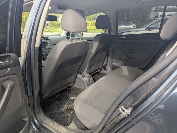2007 Volkswagen Golf V, серый, 690000 рублей - вид 9