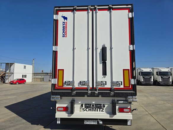2025 Schmitz Cargobull SCB, белый - вид 17