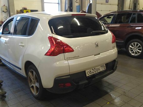 2011 Peugeot 3008 I, белый, 719000 рублей, вид 4
