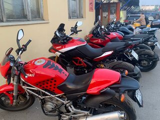 2004 Ducati Monster 800, красный, 350000 рублей, вид 2