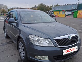 2011 Skoda Octavia II (A5) Рестайлинг, серый, 750000 рублей, вид 3