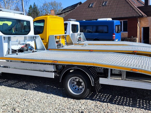 2010 Volkswagen Crafter, жёлтый - вид 3