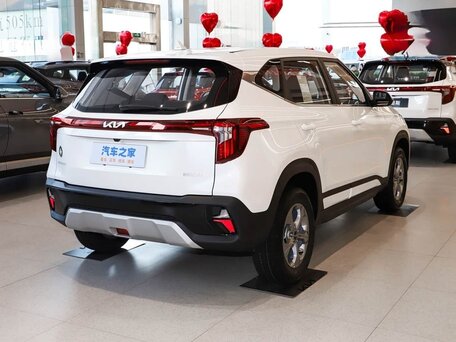 2026 Kia Seltos I Рестайлинг, белый, 2100000 рублей, вид 5