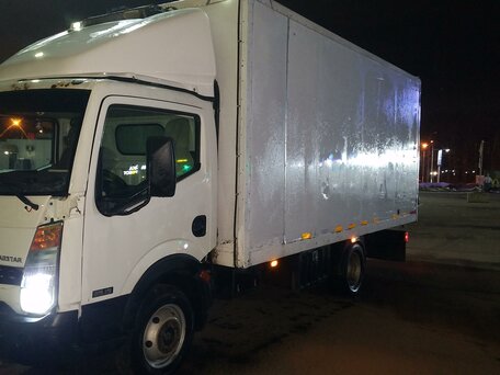 2009 Nissan Cabstar, белый, 1465000 рублей, вид 4