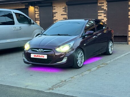 2011 Hyundai Solaris I, фиолетовый, 613000 рублей, вид 2