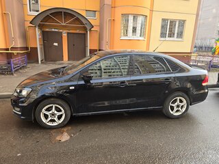 2012 Volkswagen Polo V, чёрный, 710000 рублей, вид 3