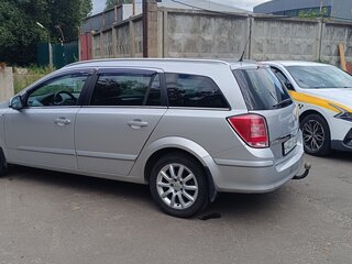 2013 Opel Astra H Рестайлинг, серебристый, 865000 рублей, вид 4