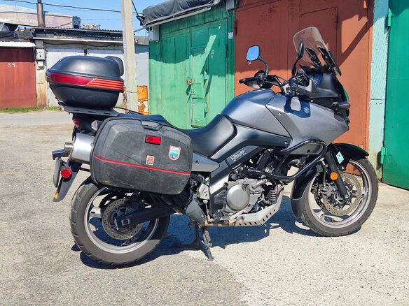2009 Suzuki V-Strom DL 650, серый, 525000 рублей - вид 4