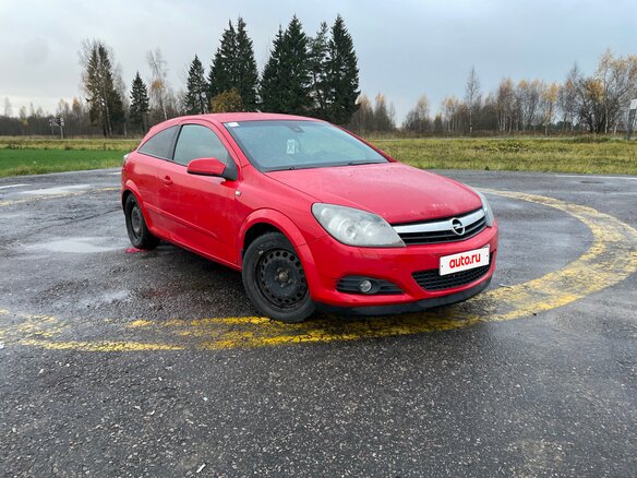 2008 Opel Astra GTC H Рестайлинг, красный, 375000 рублей - вид 3