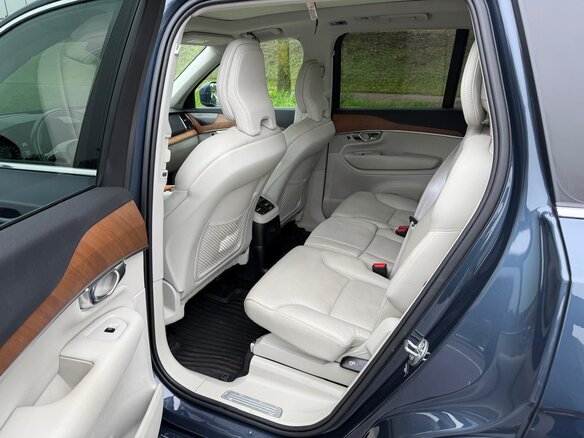 2022 Volvo XC90 Recharge II Рестайлинг 1, синий, 3200000 рублей - вид 14